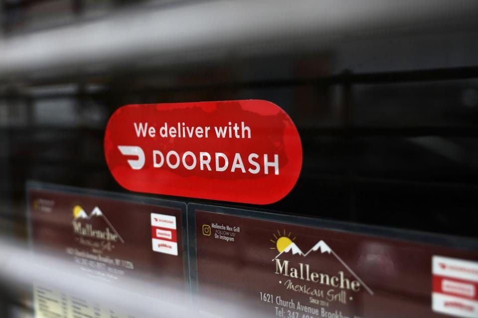World , Tech , .DoorDash , 35% , sales growth